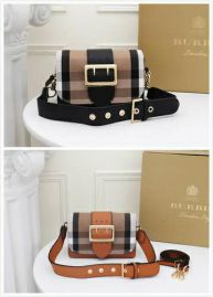 Picture of Burberry Lady Handbags _SKUfw95763103fw